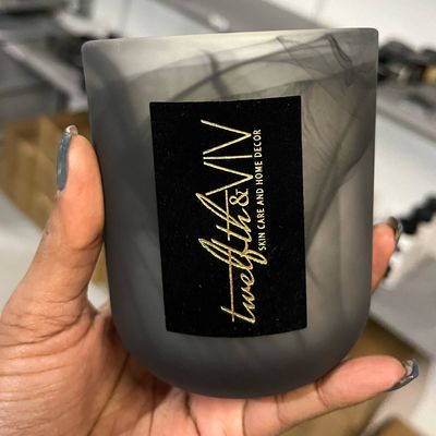 kopen Op maat gemaakt logo speciale textuur geïmprimeerde stickers verschillende vormen luxe parfum kaars stickers labels online manufacture