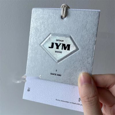 Goede prijs Koud stempelen Op maat gemaakte cadeautagels Papier anti-vervalsingslabels Kraftpapier Hangtags Printable online